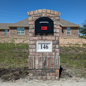 Eyebrow Arch Mailbox - Professional masonry work in The Colony, TX